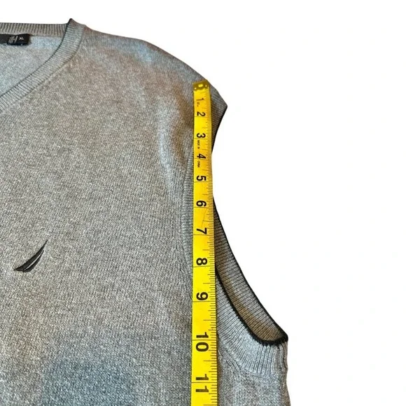 Nautica Navtech Sweater Vest XL Gray V-Neck Cashmere Blend Logo Ribbed Hem - Picture 9 of 11
